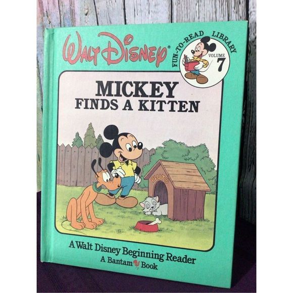 1986 Hardback Children’s Book “ Mickey Finds A Kitten “ Walt Disney Beginning Re - Picture 8 of 11